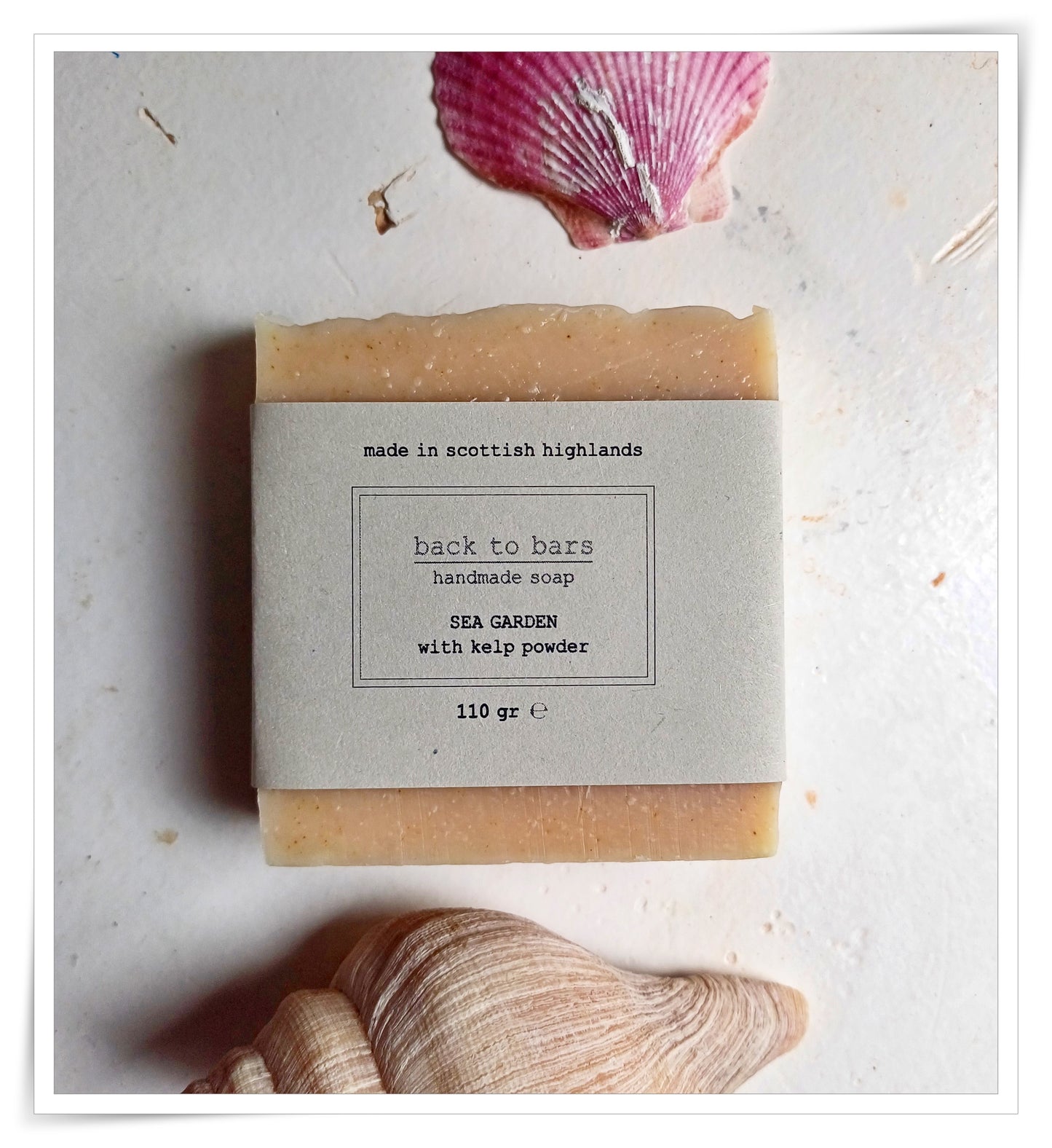 SEA GARDEN handmade soap with kelp powder, cedarwood, patchouli, bergamot, lemongrass essential oils