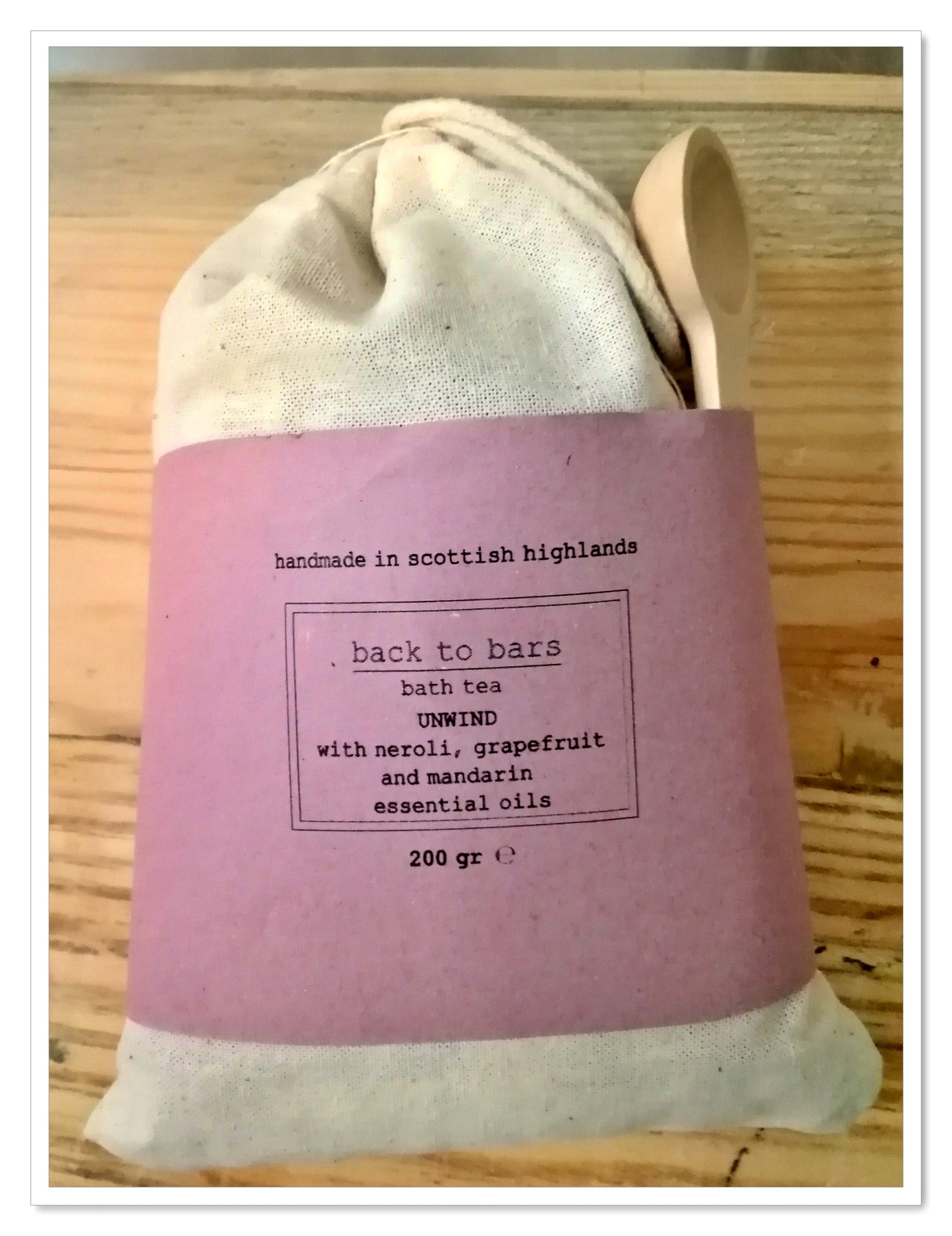 Handmade Unwind Bath Tea 200 gr (bath soak)