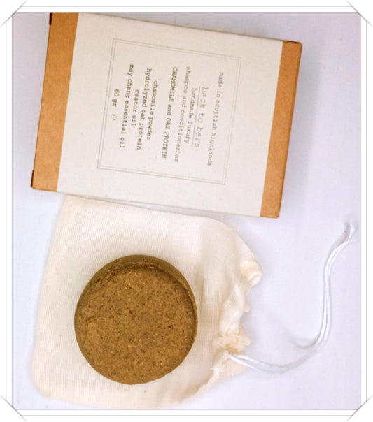 CHAMOMILE AND OAT PROTEIN SHAMPOO AND CONDITIONER BAR 60 GR with chamomile powder hydrolyzed oat protein castor oil may chang essential oil